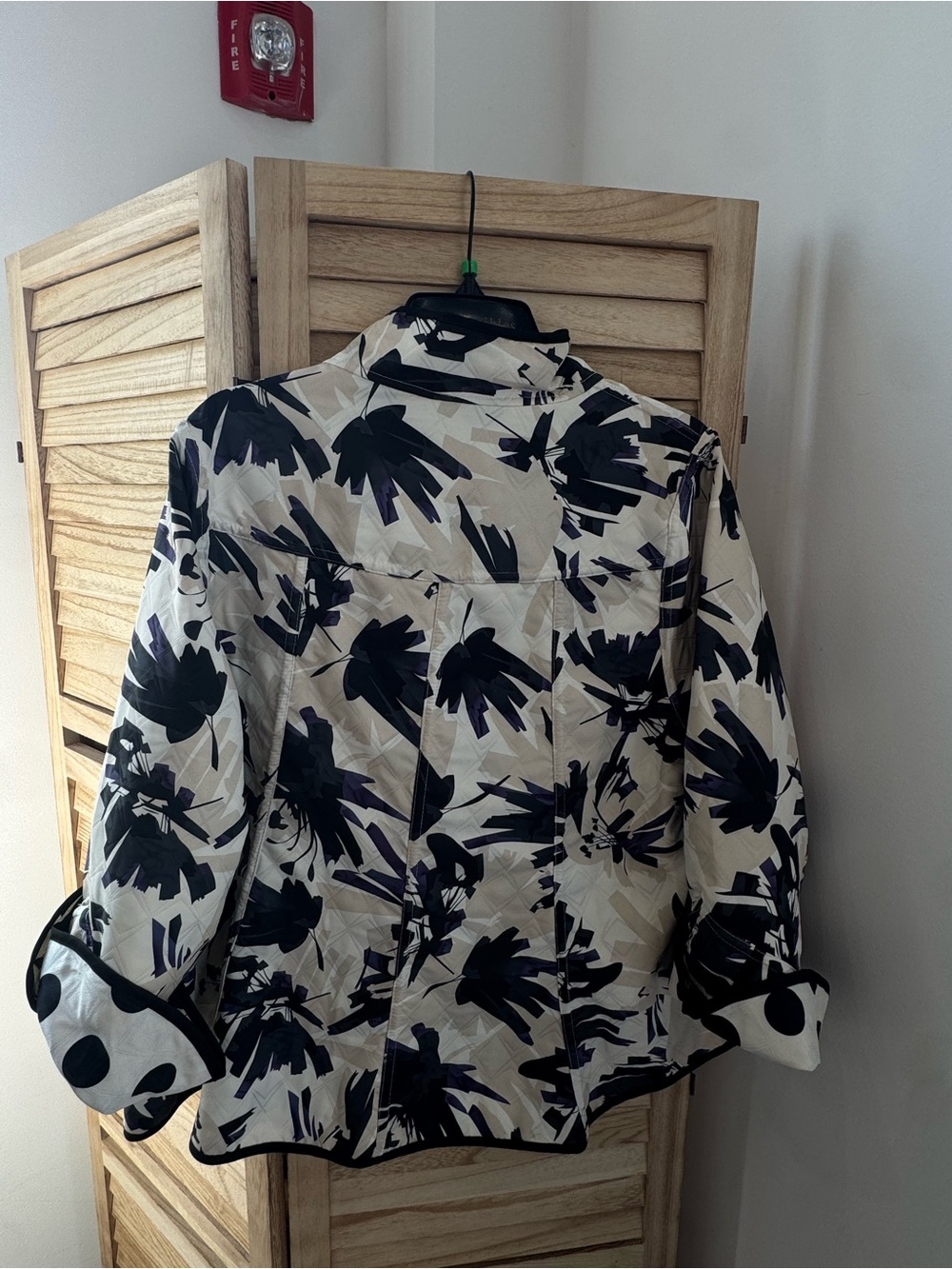 Womens Black & Cream Floral Print Jacket